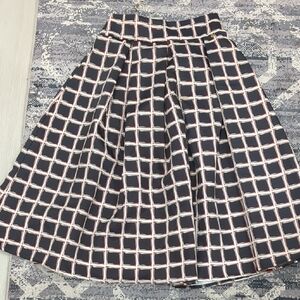 Nwot Rinascimento Italy Size Medium Chic Black and White Grid A-Line Skirt